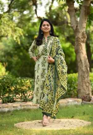 wsk-002-green-floral Printed Cotton Shalwar Kameez - Floral Green